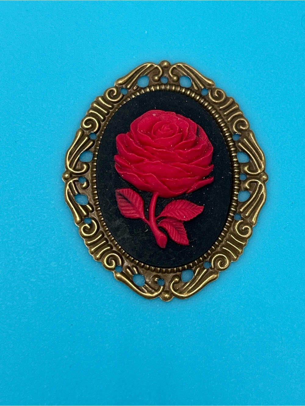 Vintage-Inspired Red Rose Cameo Charm